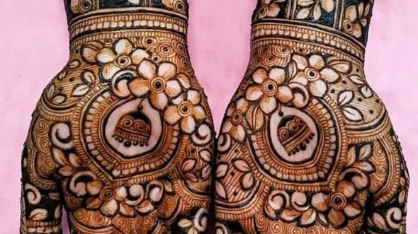 Raju Mehndi art